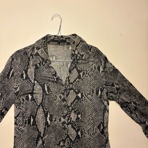Gucci by Tom Ford Spring 2000 black and white python print shirt
